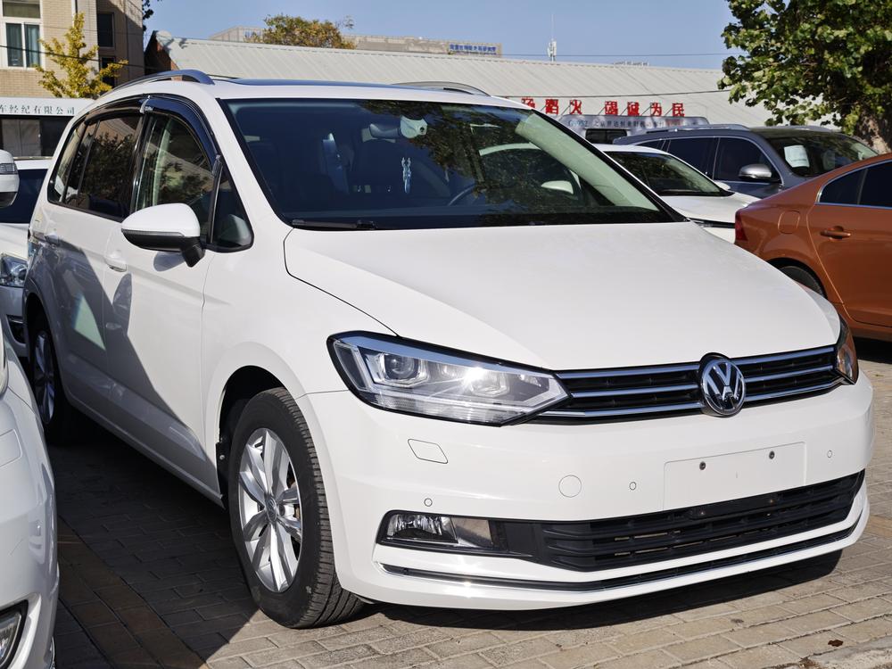 Volkswagen Touran L