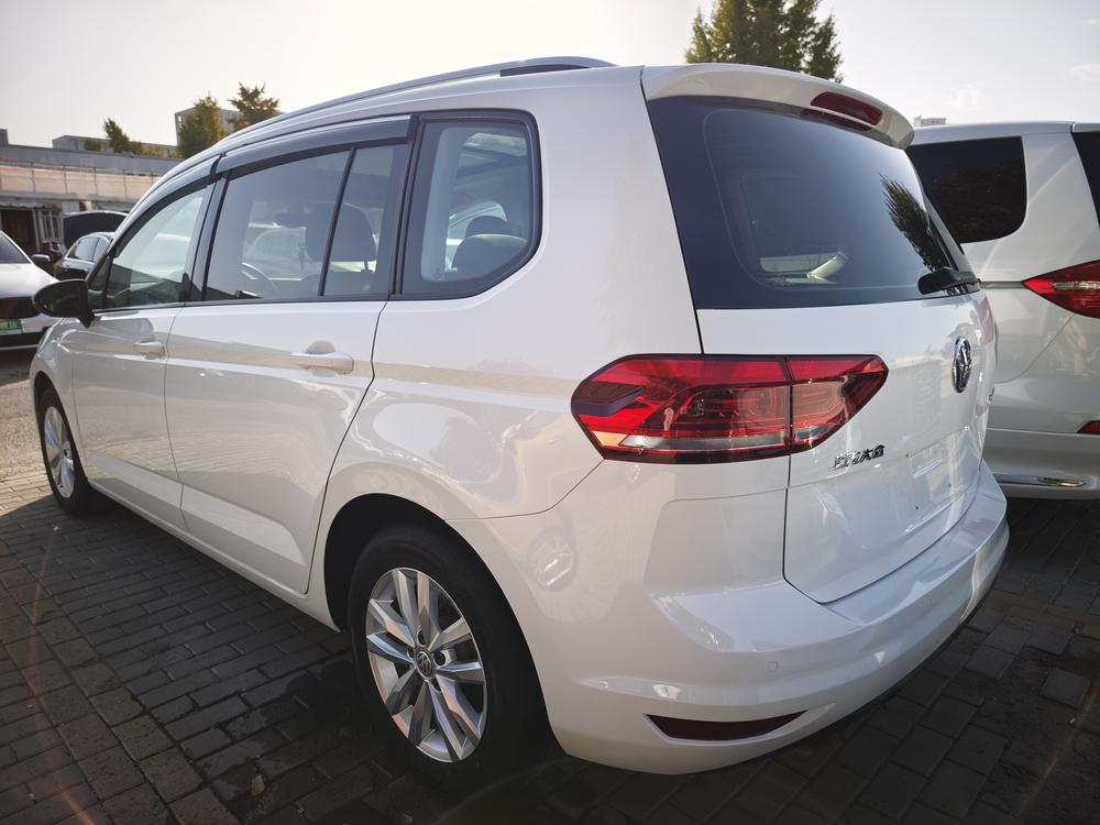 Volkswagen Touran L
