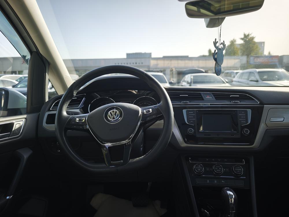 Volkswagen Touran L