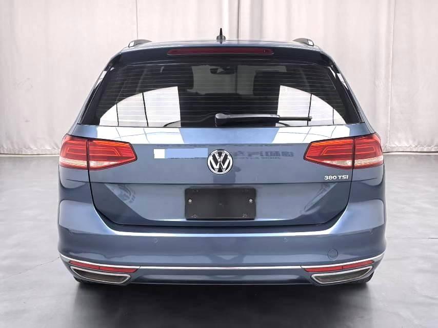 Volkswagen Variant