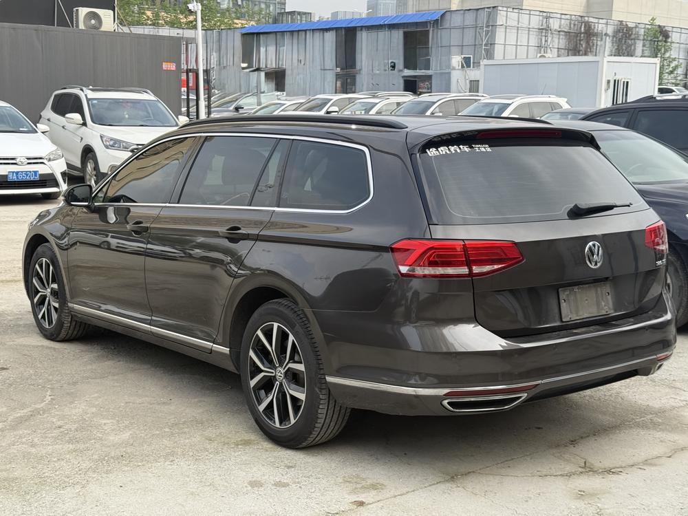 Volkswagen Variant