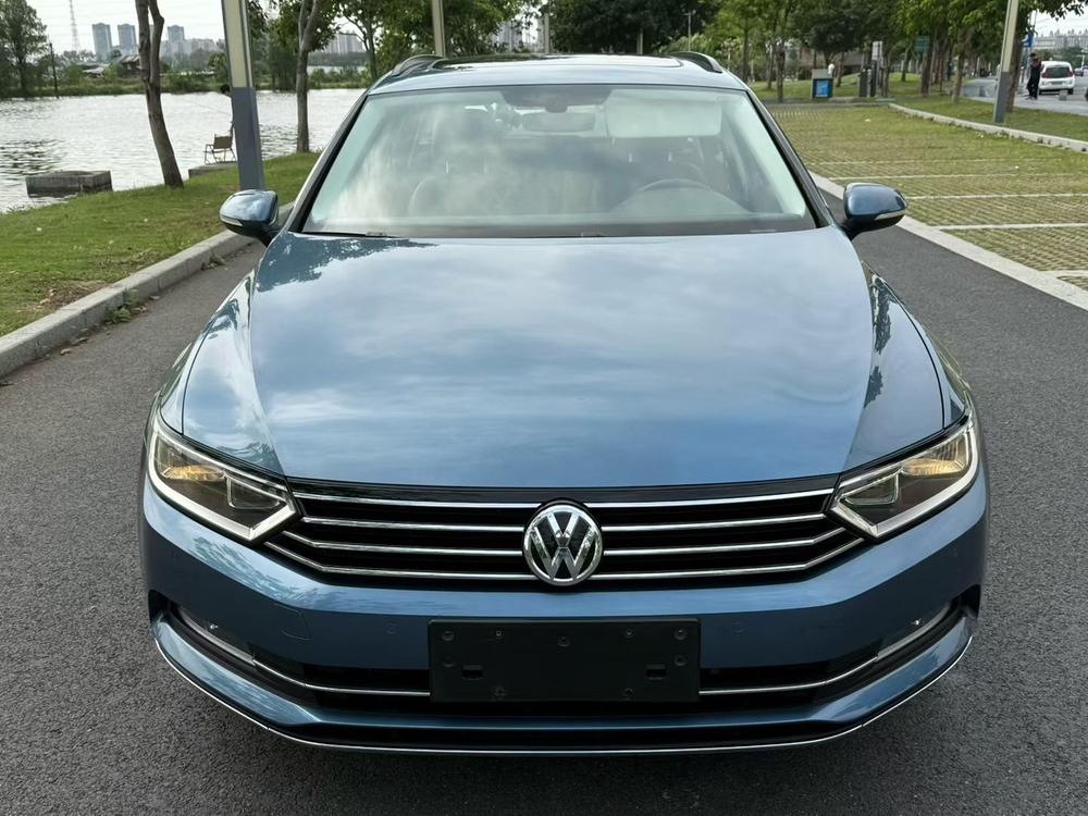 Volkswagen Variant