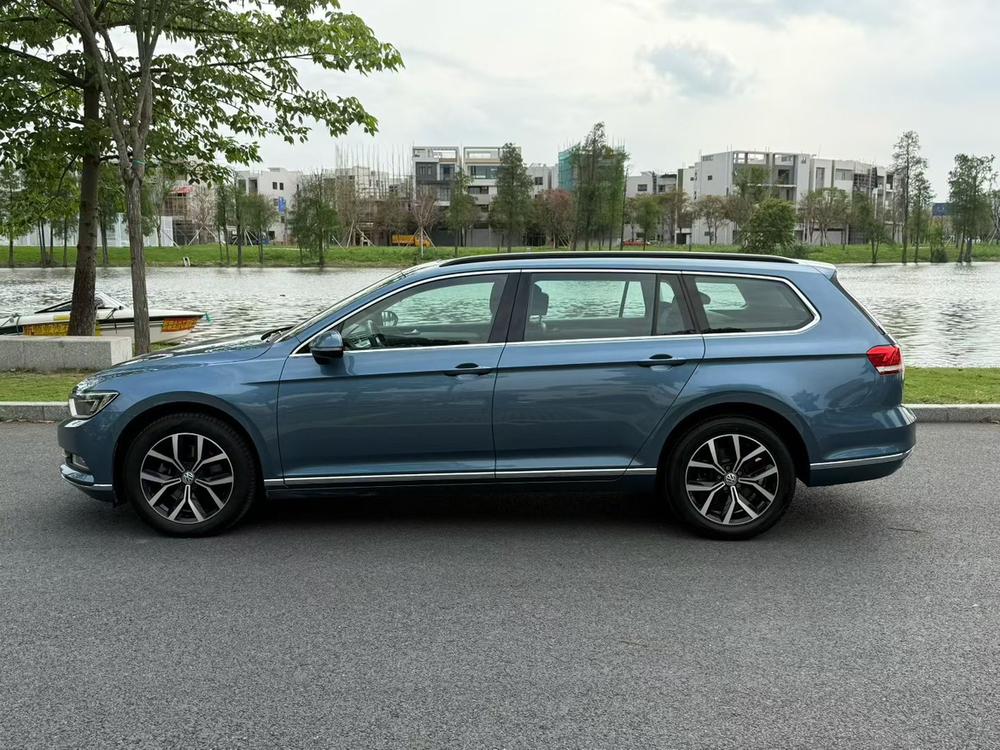Volkswagen Variant