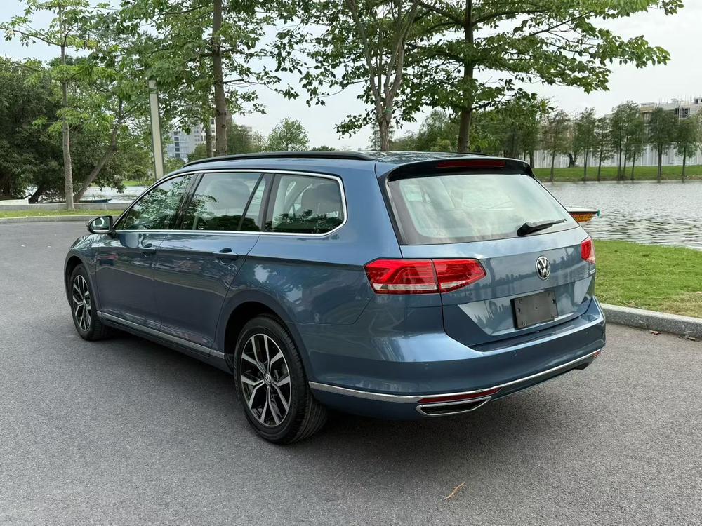 Volkswagen Variant