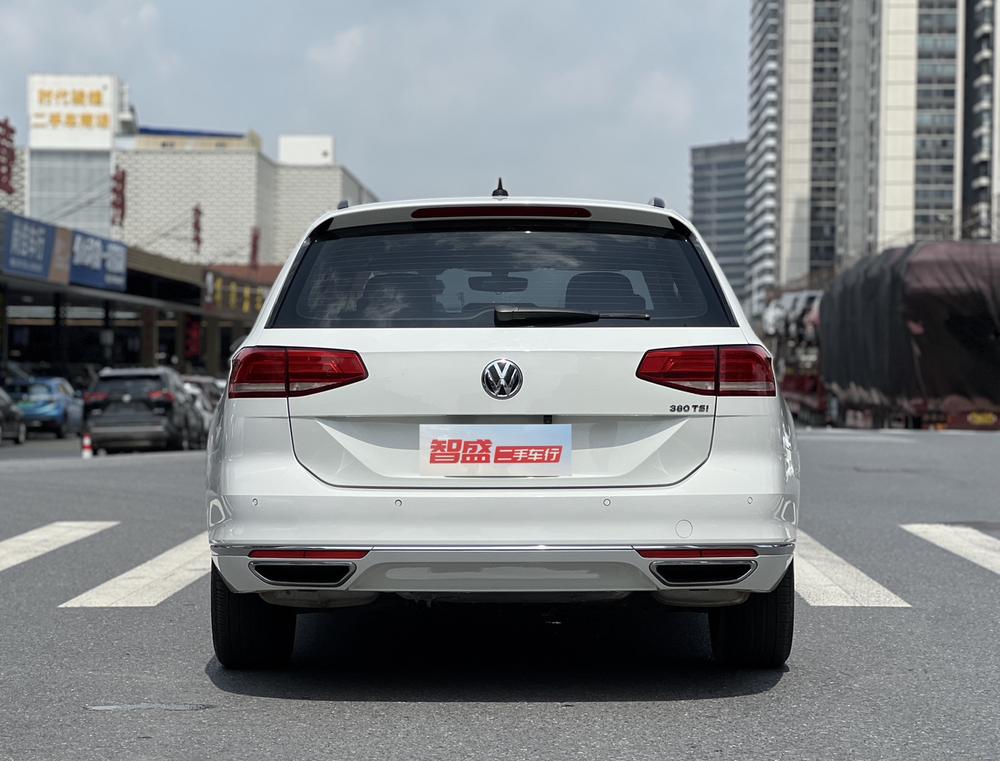 Volkswagen Variant