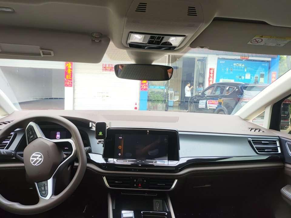 Volkswagen Viloran