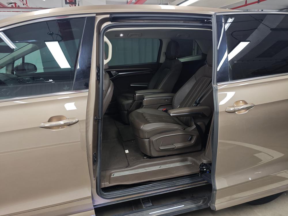 Volkswagen Viloran
