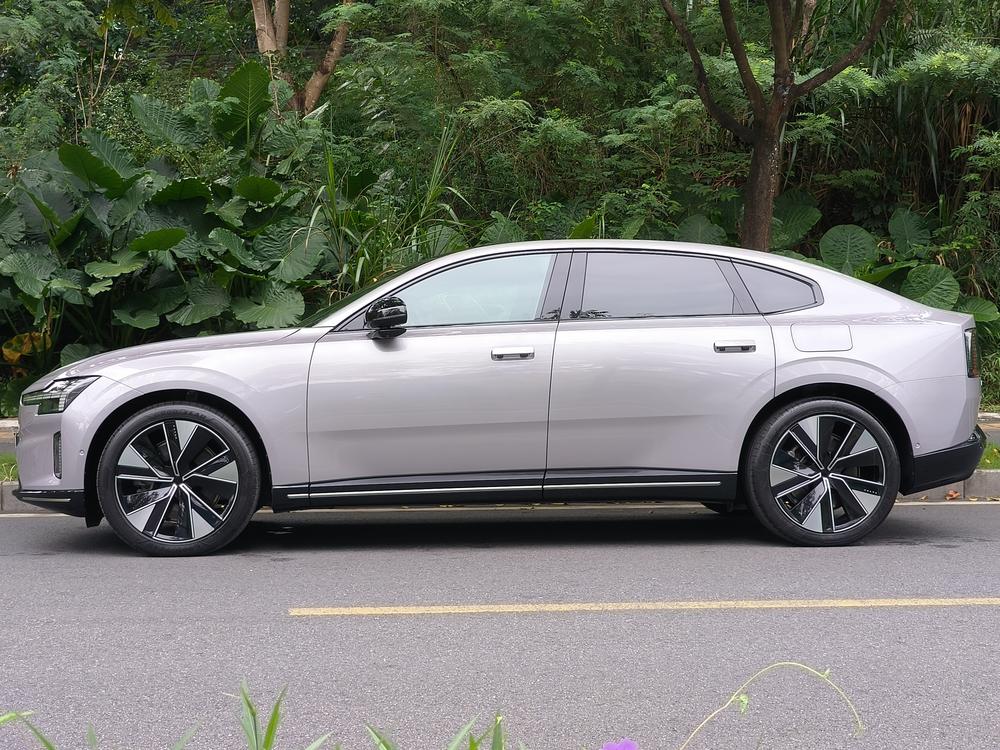 Volvo 沃尔沃ES90