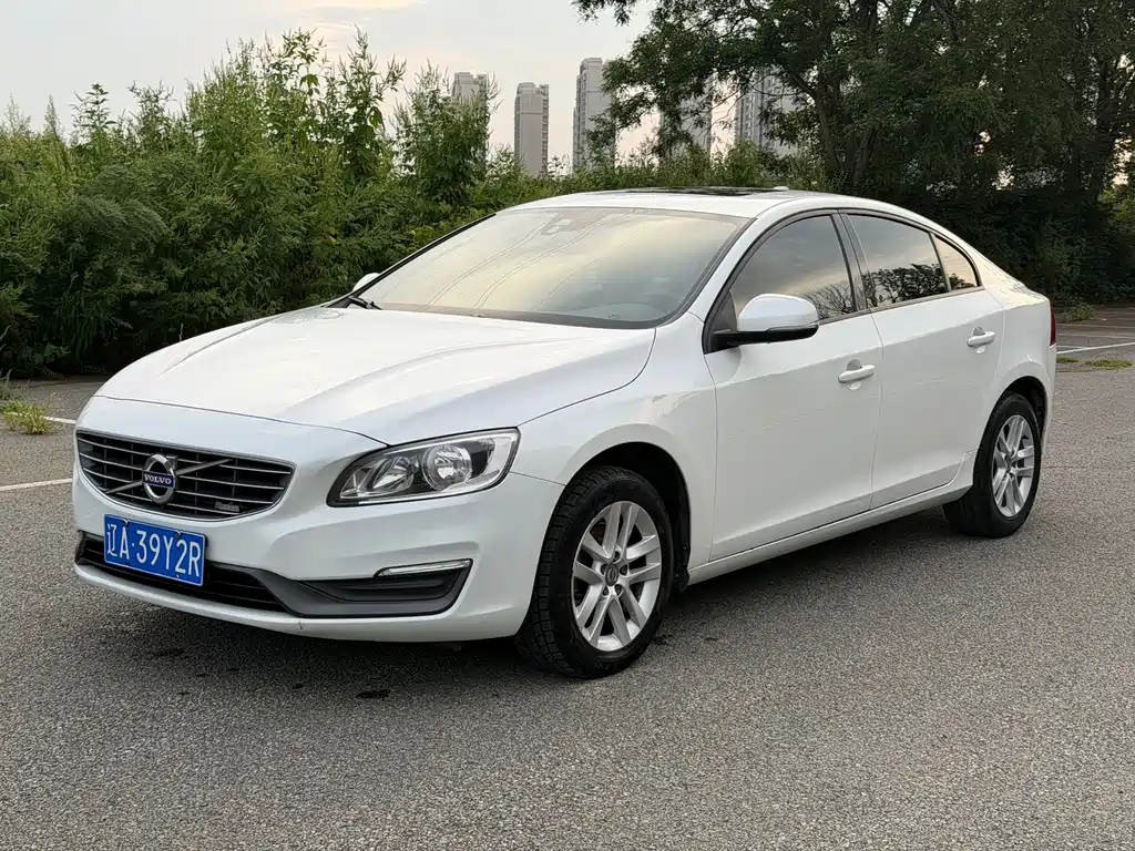 Volvo S60