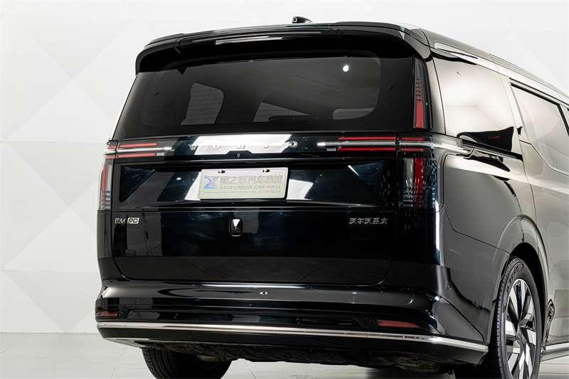 Volvo Volvo EM90