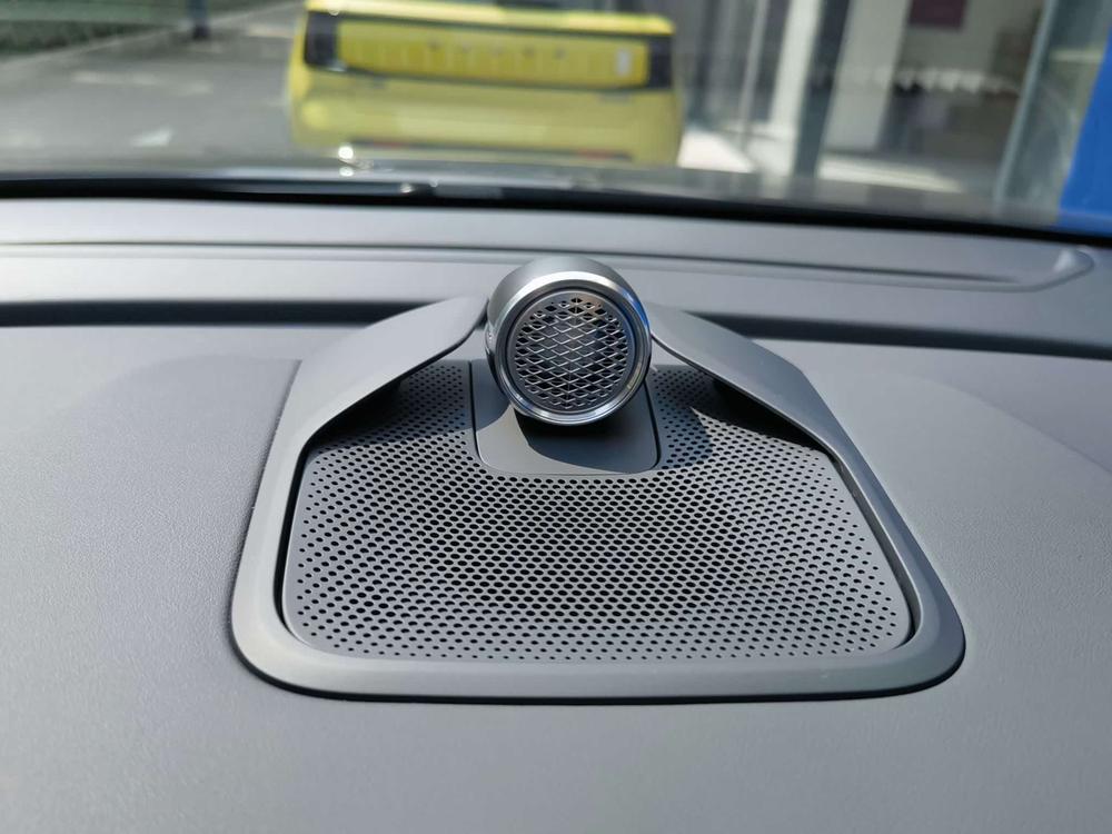 Volvo Volvo EM90