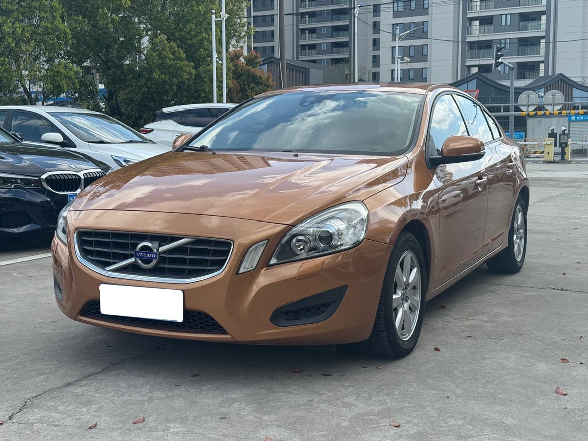 Volvo Volvo S60 (Import)