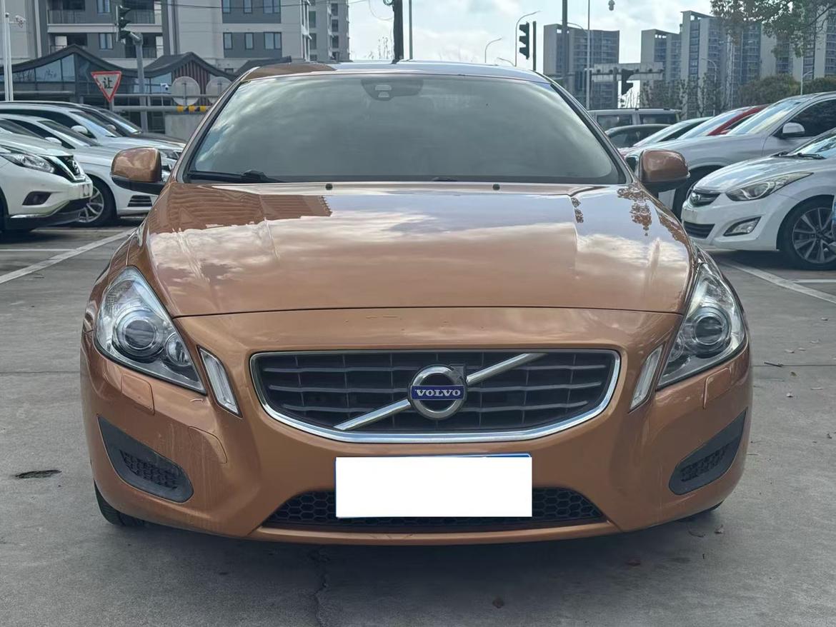 Volvo Volvo S60 (Import)