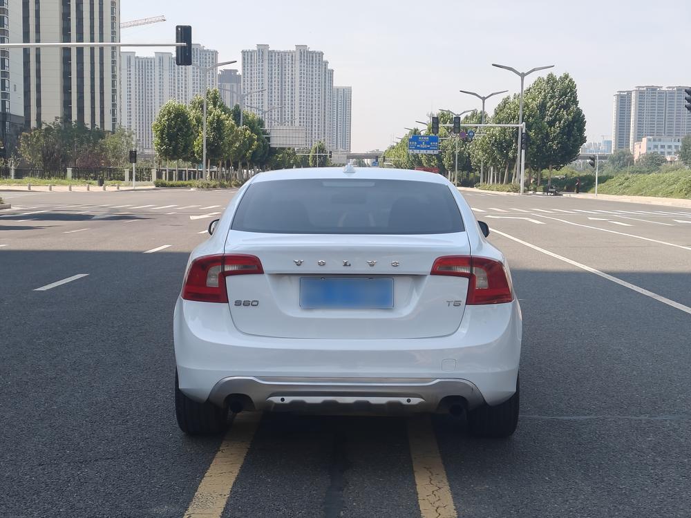 Volvo Volvo S60 (Import)