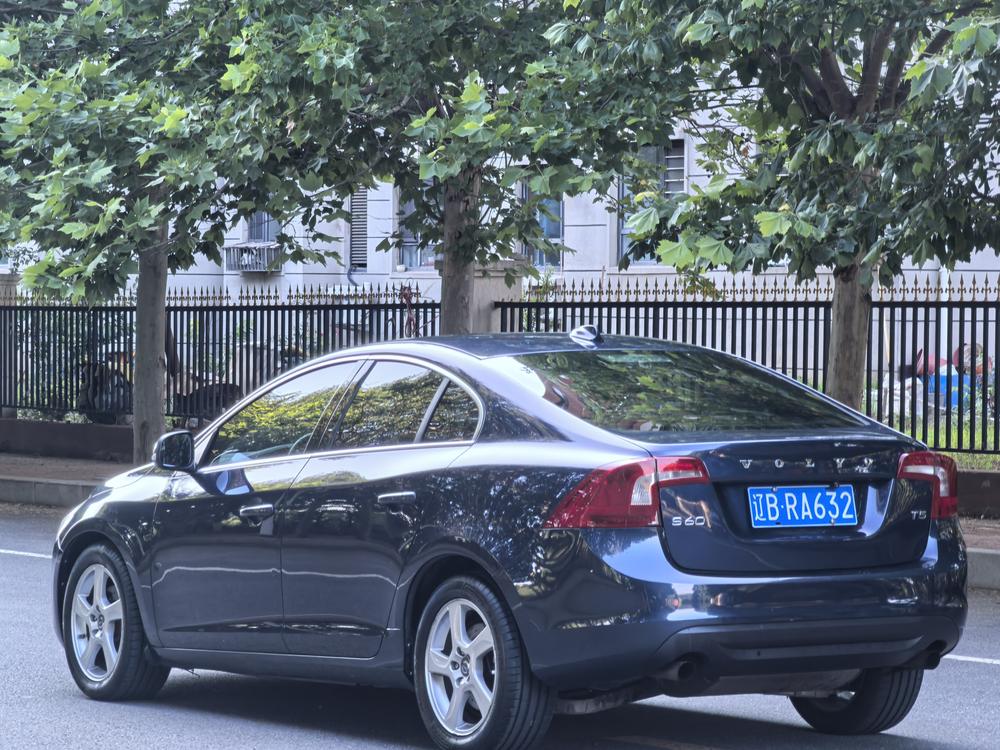 Volvo Volvo S60 (Import)