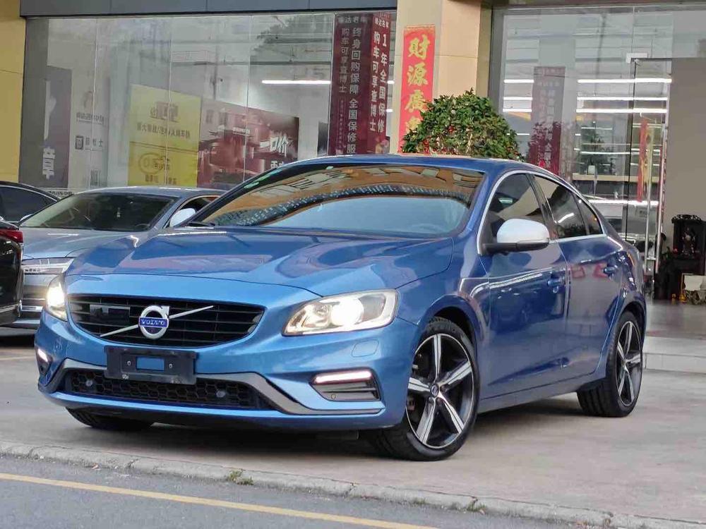 Volvo Volvo S60 (Import)