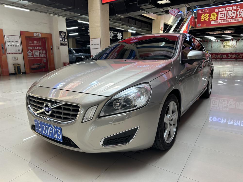 Volvo Volvo S60 (Import)