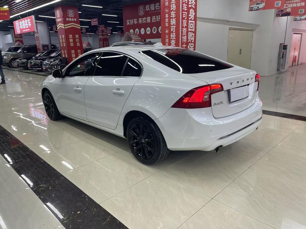 Volvo Volvo S60
