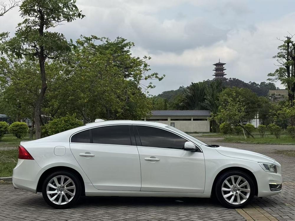 Volvo Volvo S60