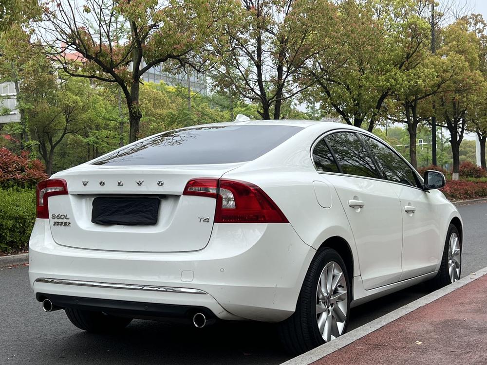 Volvo Volvo S60