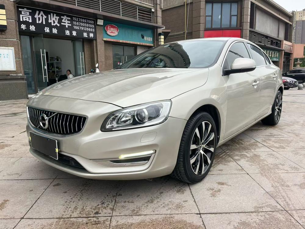 Volvo Volvo S60