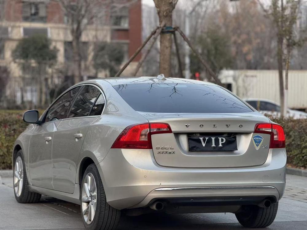 Volvo Volvo S60
