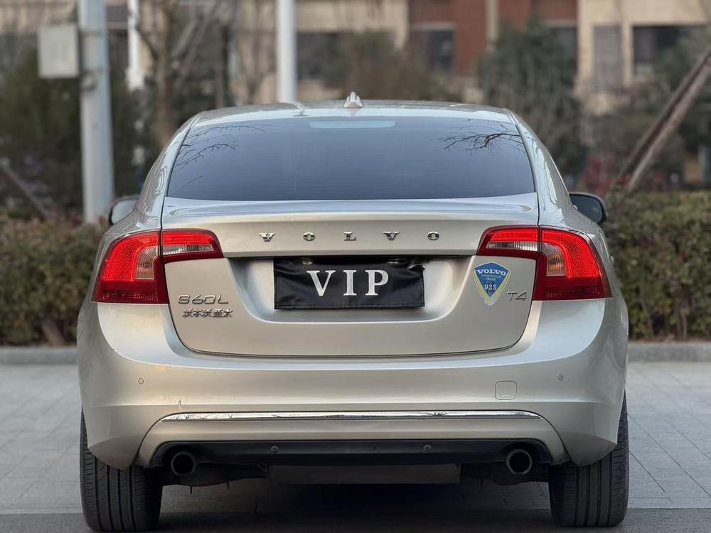 Volvo Volvo S60