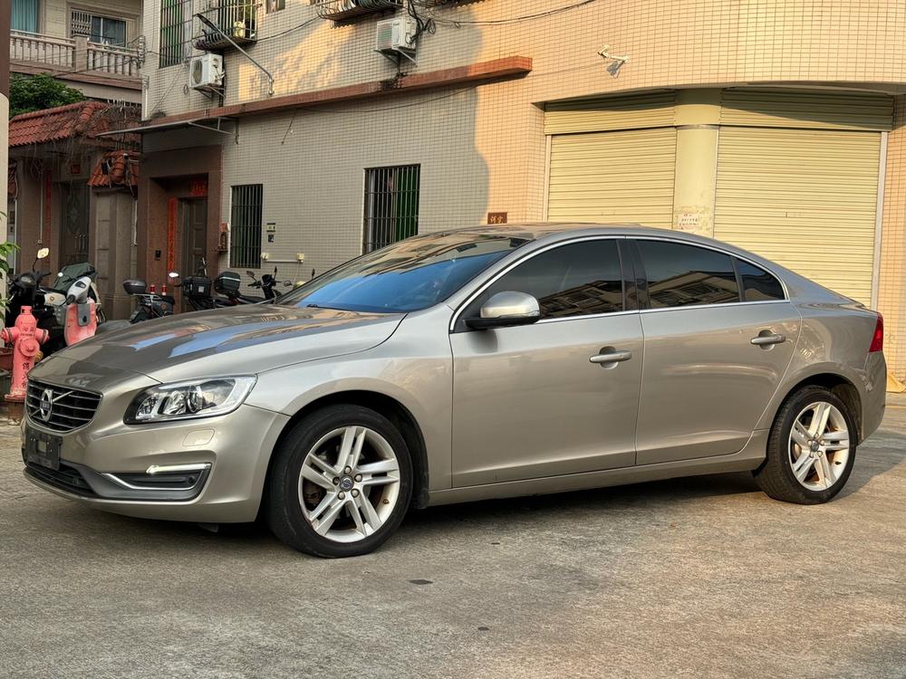 Volvo Volvo S60