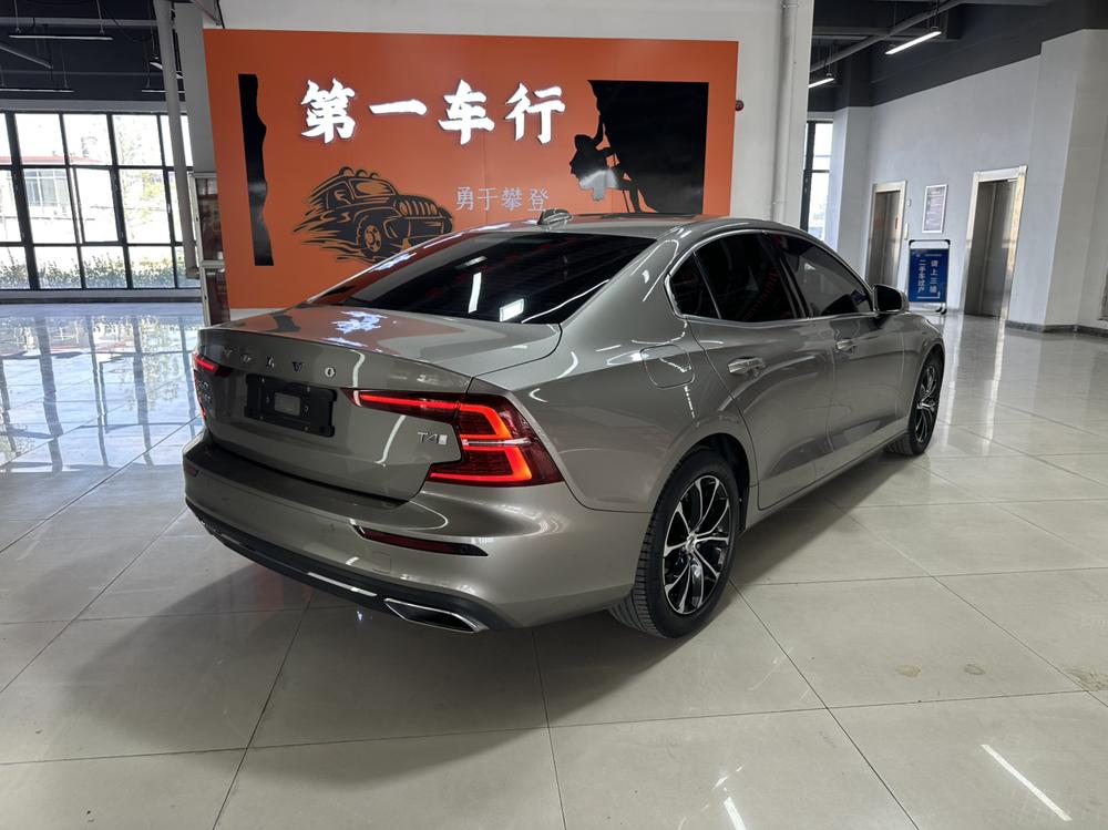 Volvo Volvo S60
