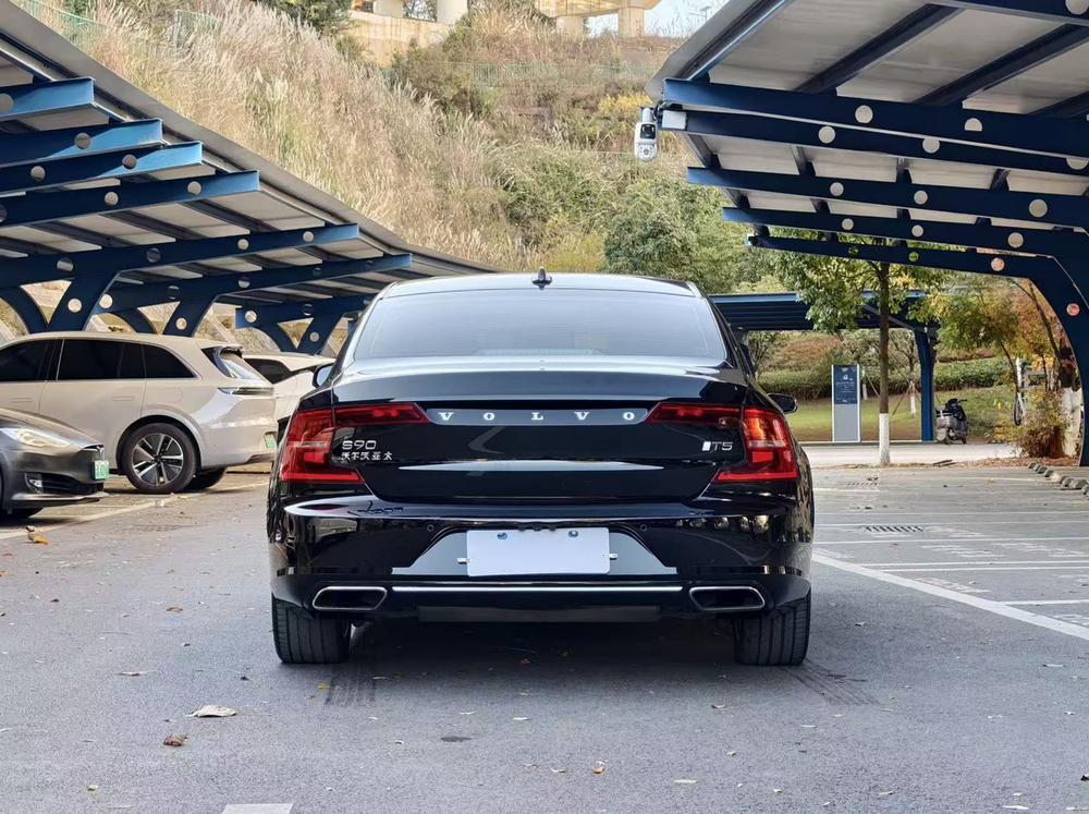 Volvo Volvo S90