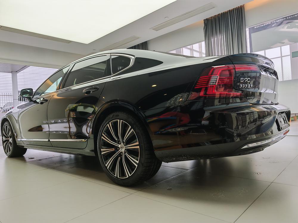 Volvo Volvo S90