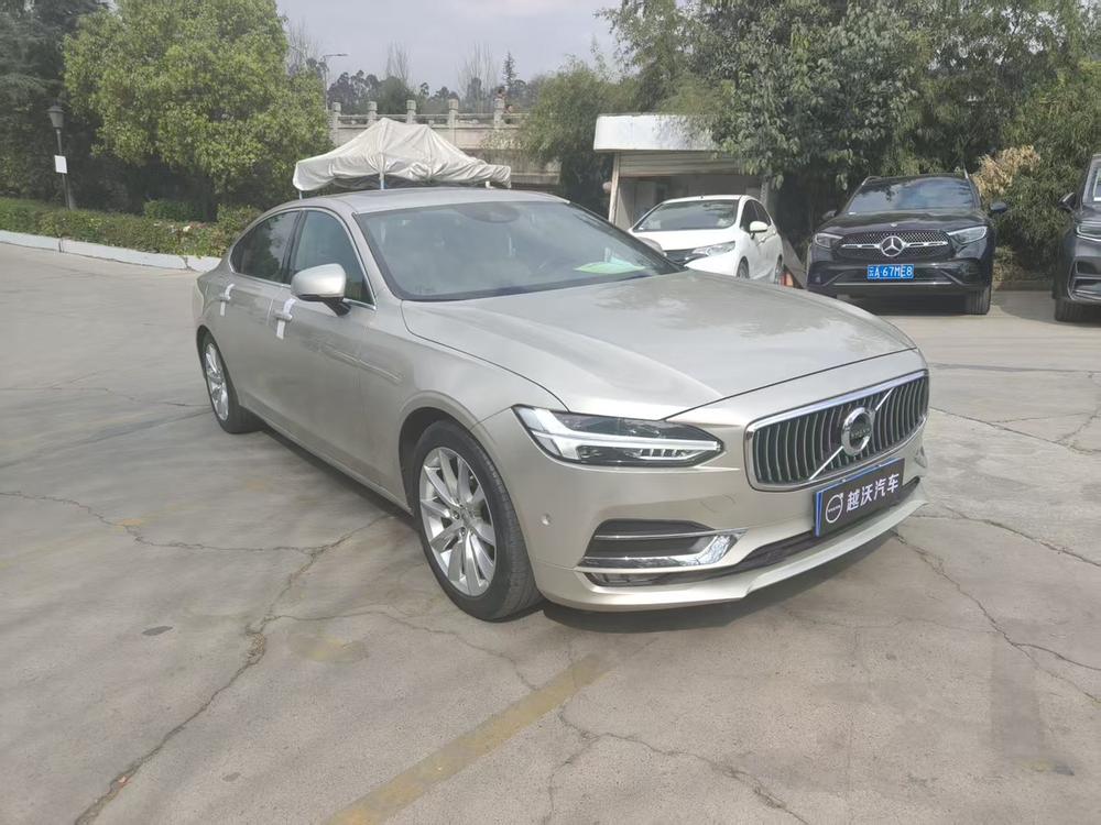 Volvo Volvo S90