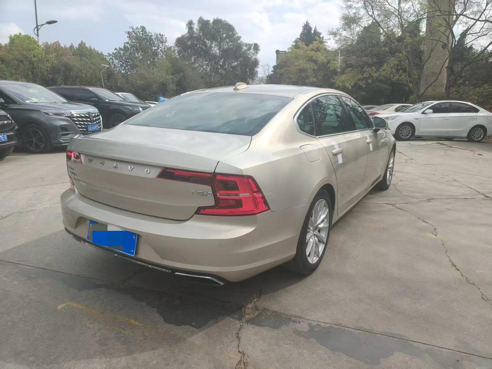 Volvo Volvo S90