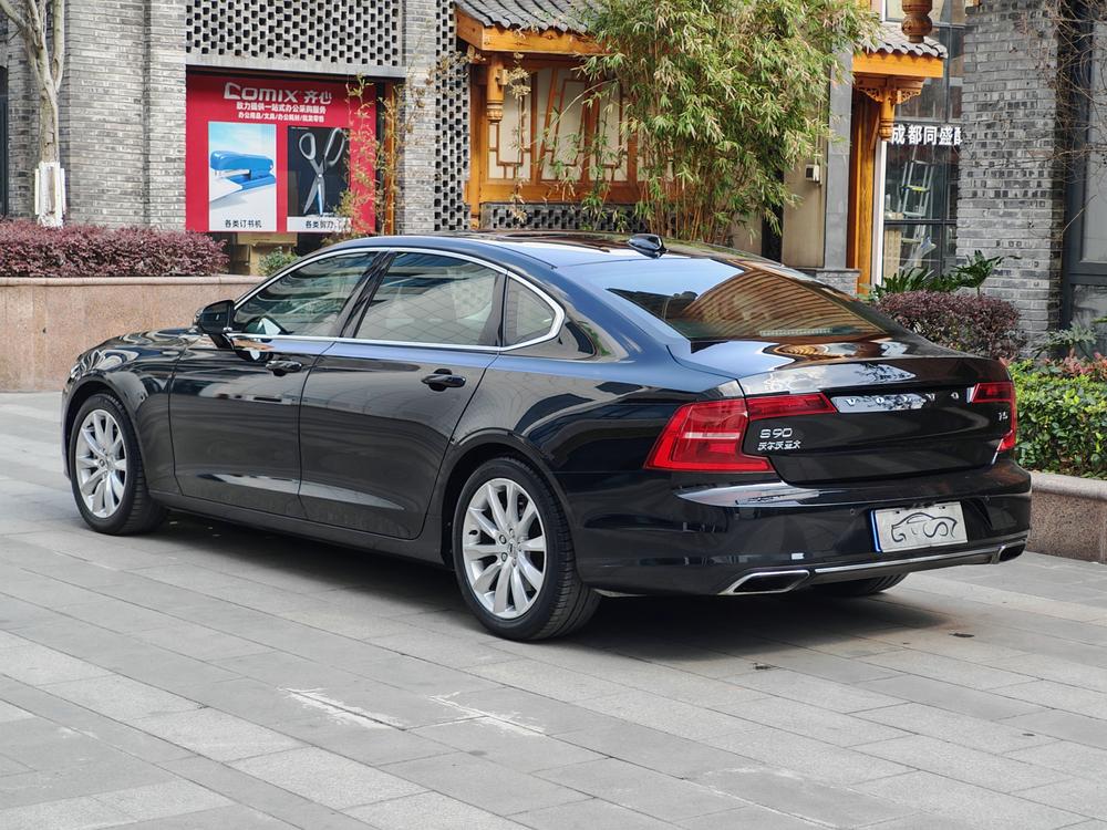 Volvo Volvo S90