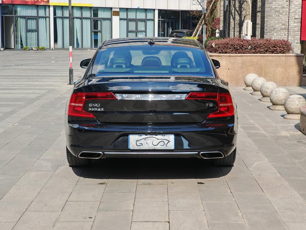 Volvo Volvo S90