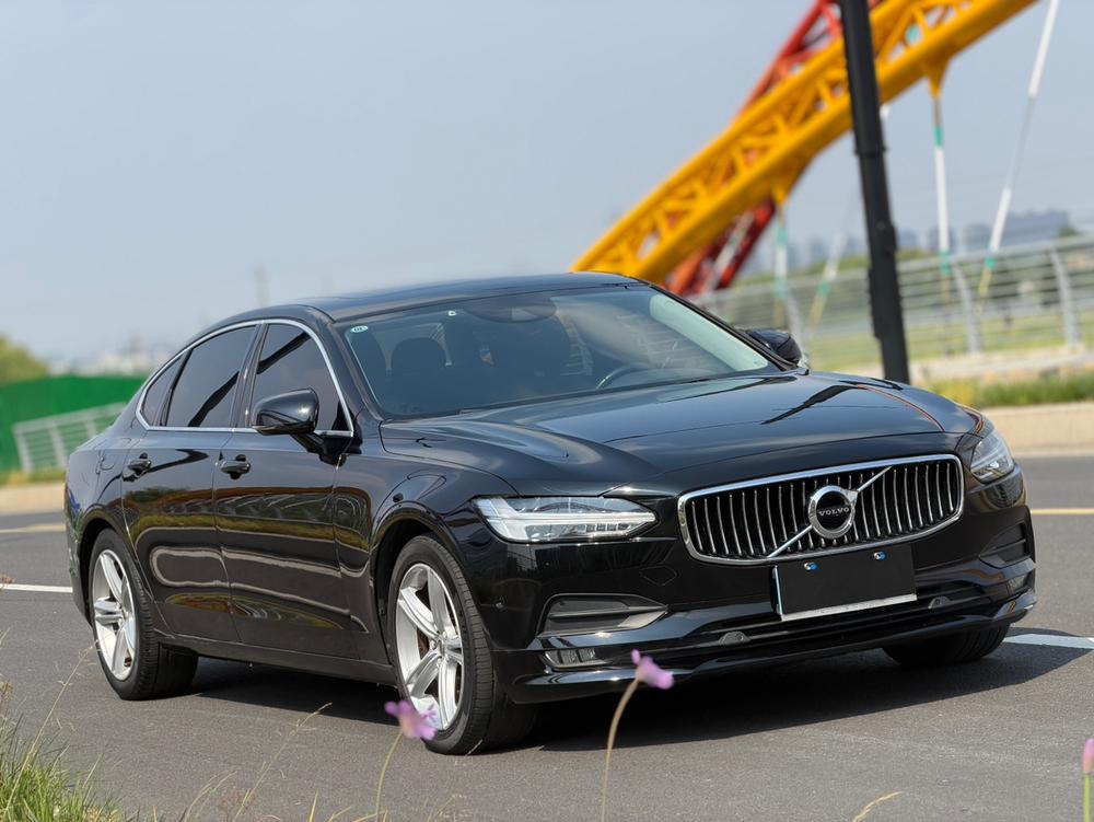 Volvo Volvo S90