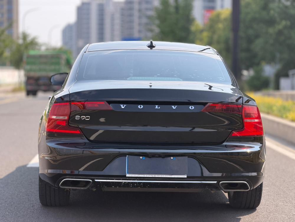 Volvo Volvo S90