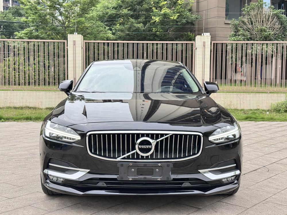 Volvo Volvo S90