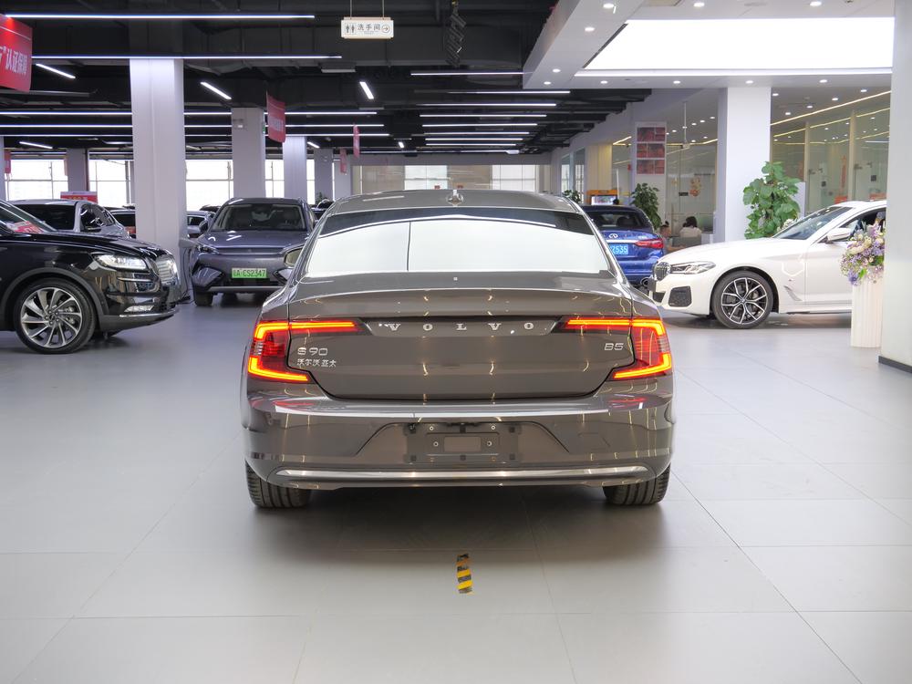 Volvo Volvo S90
