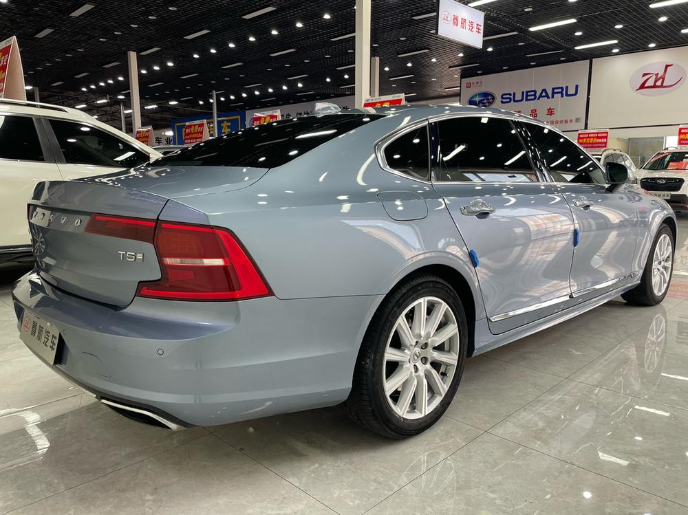 Volvo Volvo S90