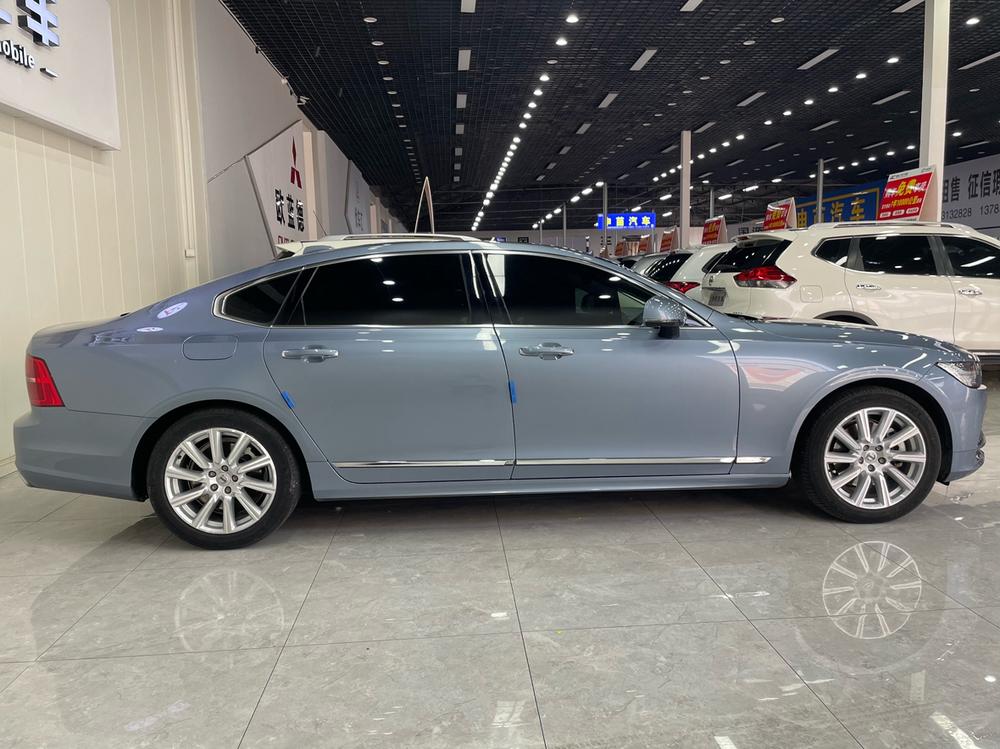 Volvo Volvo S90