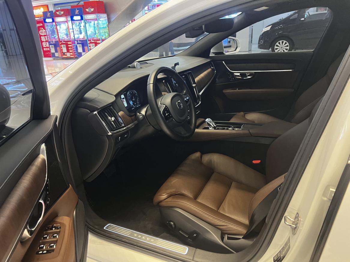 Volvo Volvo S90