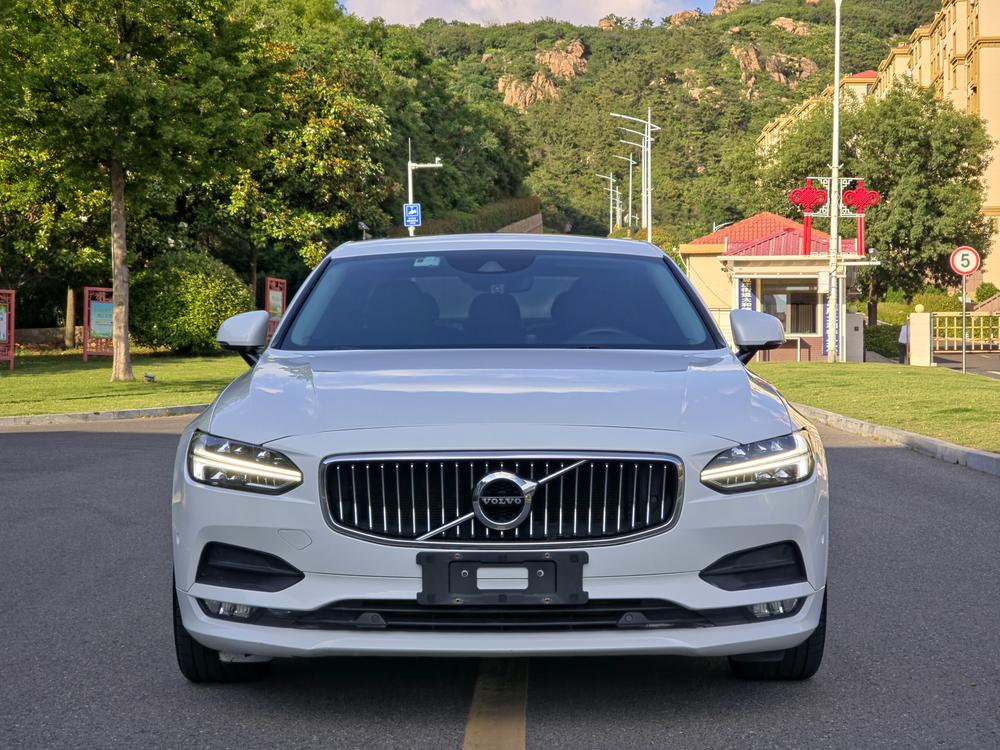 Volvo Volvo S90