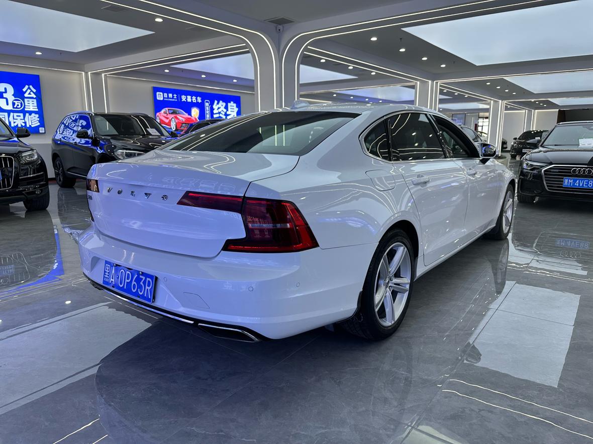 Volvo Volvo S90