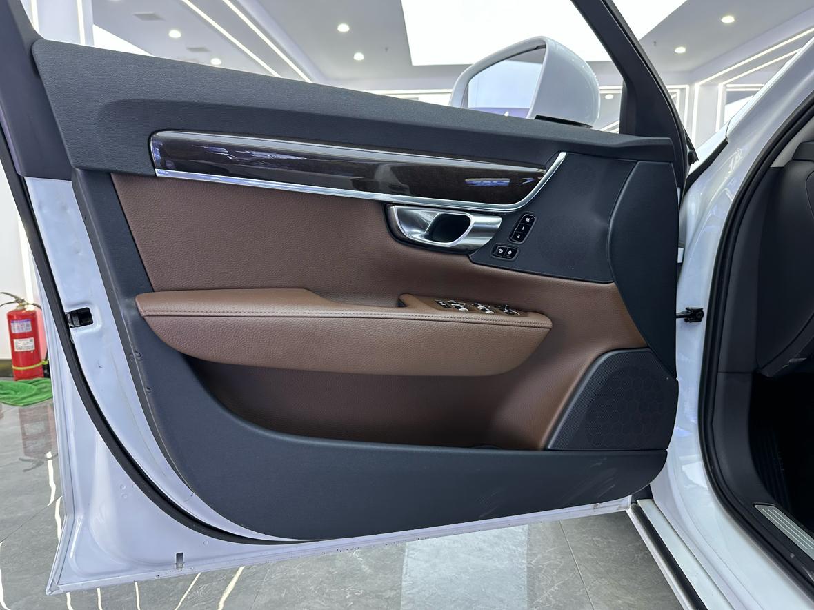Volvo Volvo S90