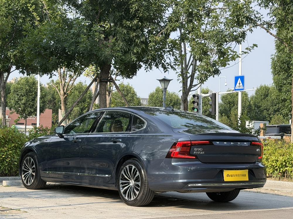 Volvo Volvo S90
