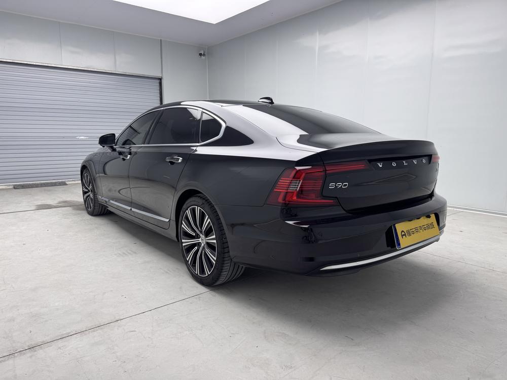 Volvo Volvo S90