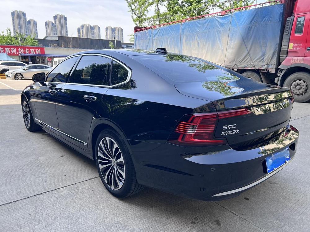 Volvo Volvo S90
