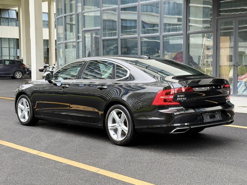 Volvo Volvo S90