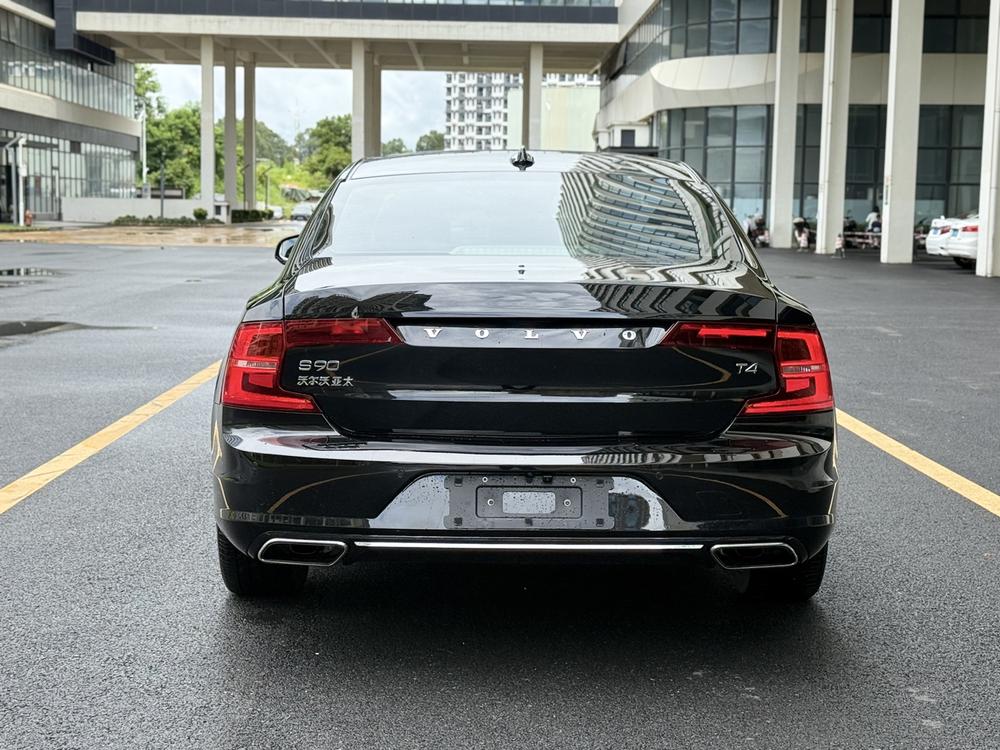Volvo Volvo S90
